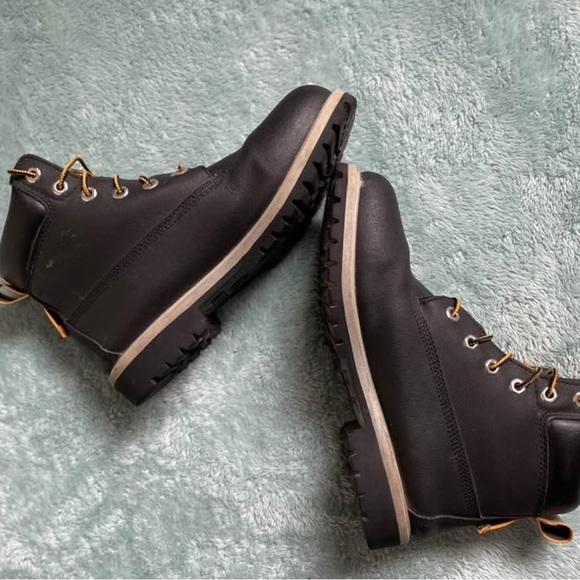 Timberland Girl’s Heritage 6” Premium Waterproof Boots | US 7 - Picture 1 of 7
